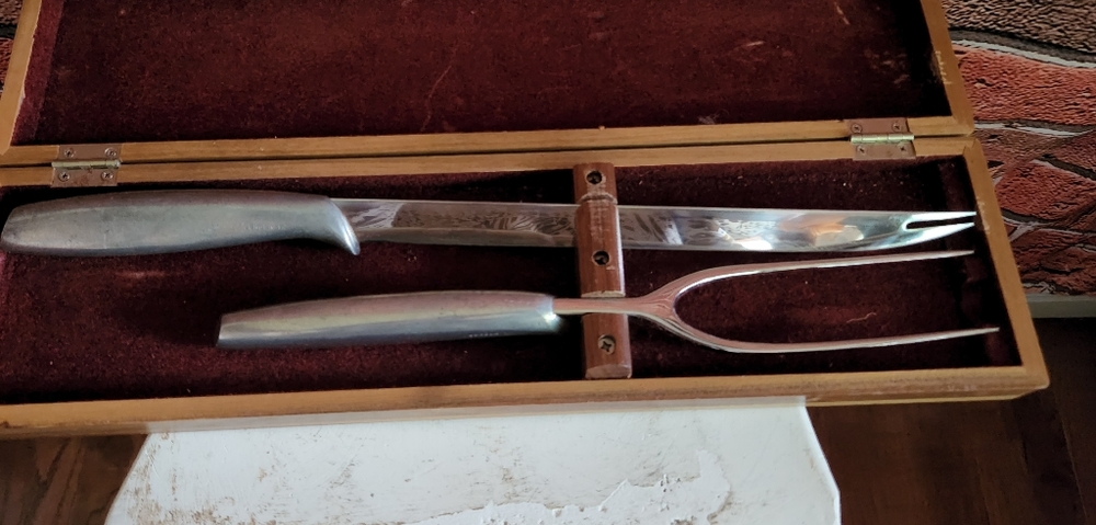 VINTAGE GERBER CARVING SET